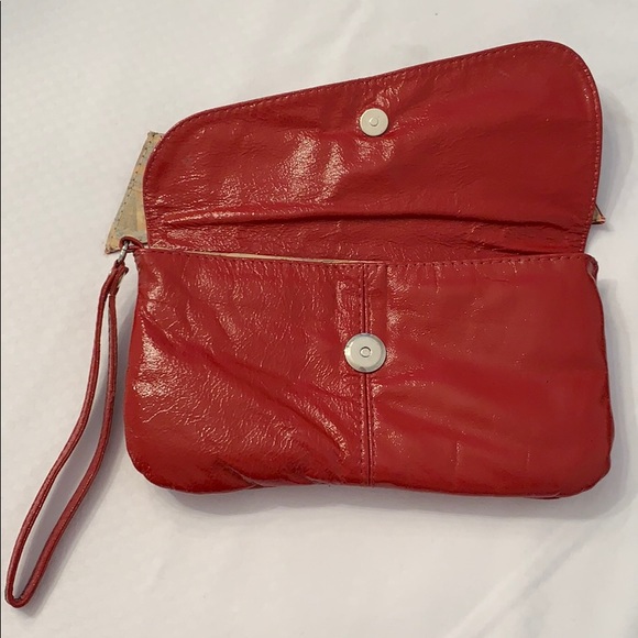 Beautiful Red Hand Bag - Picture 2 of 3